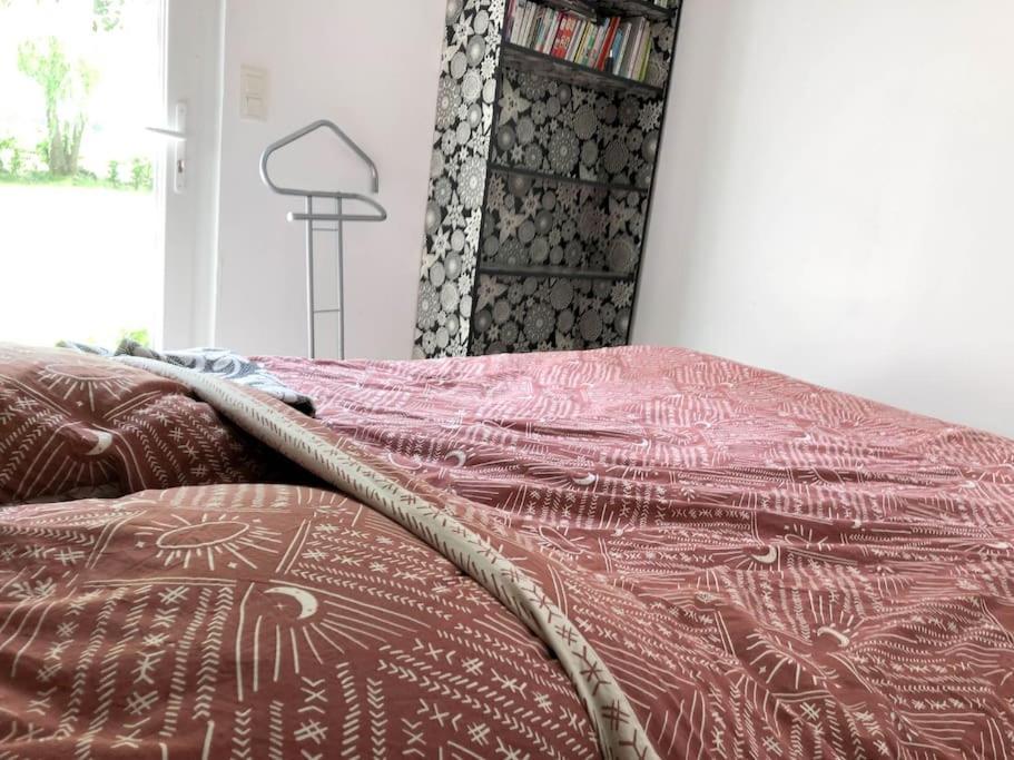 Gite Au Coeur D'Une Residence D'Artiste Saint-Aubin-de-Bonneval Bagian luar foto